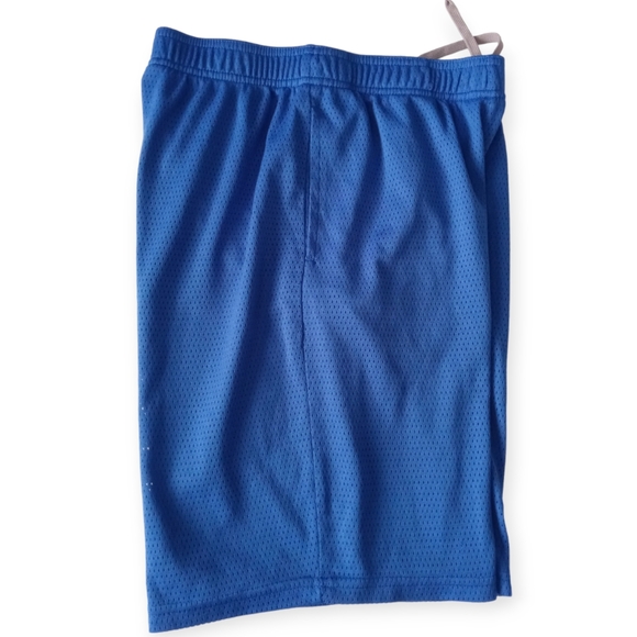 C9 CHAMPION YOUTH BASKETBALL SHORTS. SIZE L ( 12-14). COLOR BLUE - Picture 3 of 11